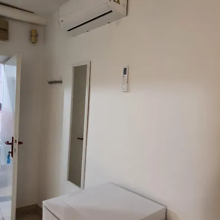 بيت ضيافة Varos زادار