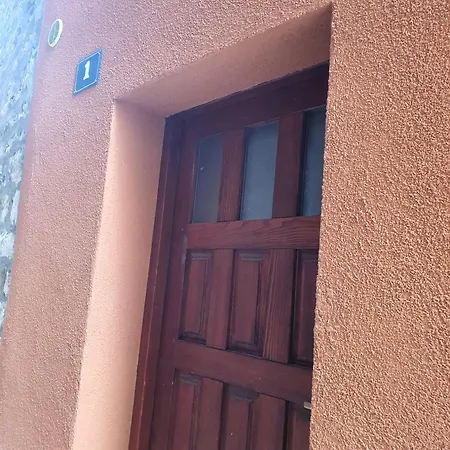 Guest house Varos *